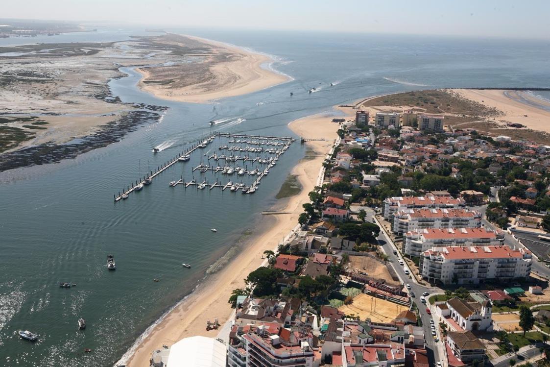 Atico Con Vistas A La Ria De * Punta Umbria